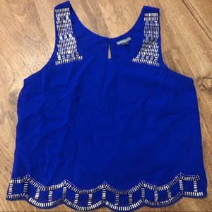 ✨✨ Scalloped Hem Sleeveless Crop Top ✨✨